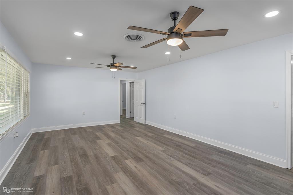 507 South Middle Landing Road Minden, LA 71055 - Photo 8 of 26