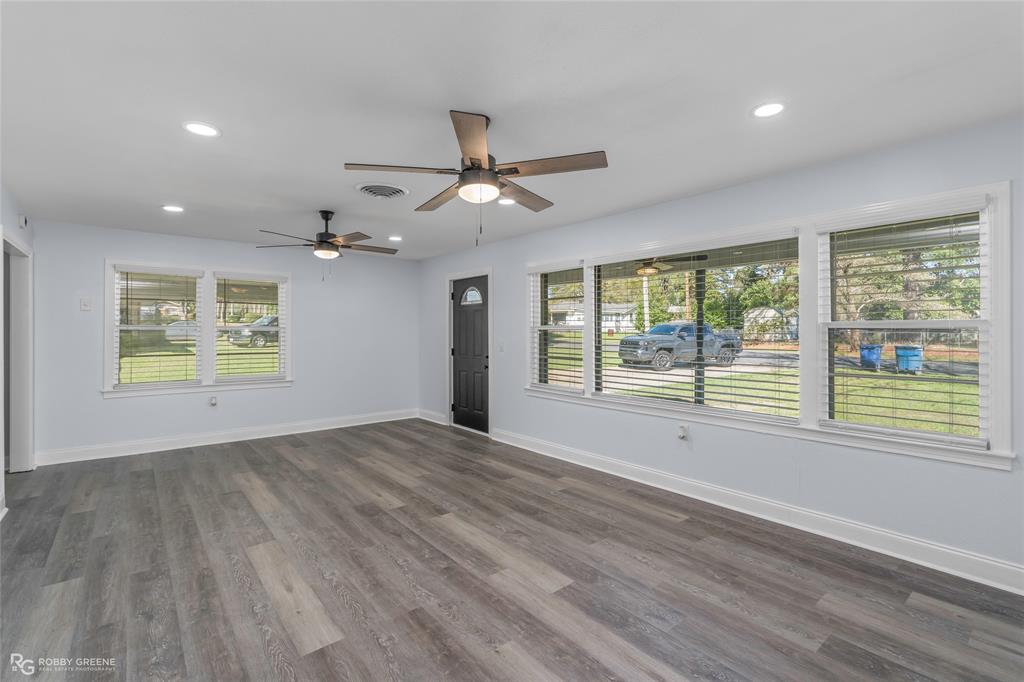 507 South Middle Landing Road Minden, LA 71055 - Photo 10 of 26