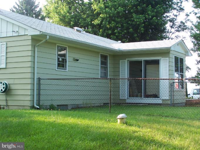 4215 Main Street Rohrersville, MD 21779 - Photo 18 of 25 Exterior (Rear)