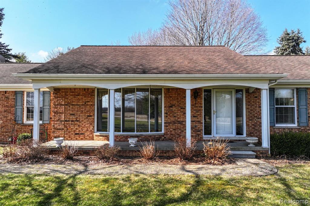 2124 Hadley Road Lapeer, MI 48446 - Photo 9 of 49