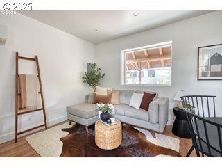 67930 East Stage Stop Road Welches, OR 97067 - Photo 32 of 43 a living room with furniture and a window