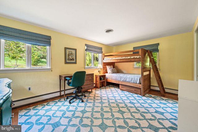 $790,000 | 5 Buttonwood Way, Rose Valley, PA 19063