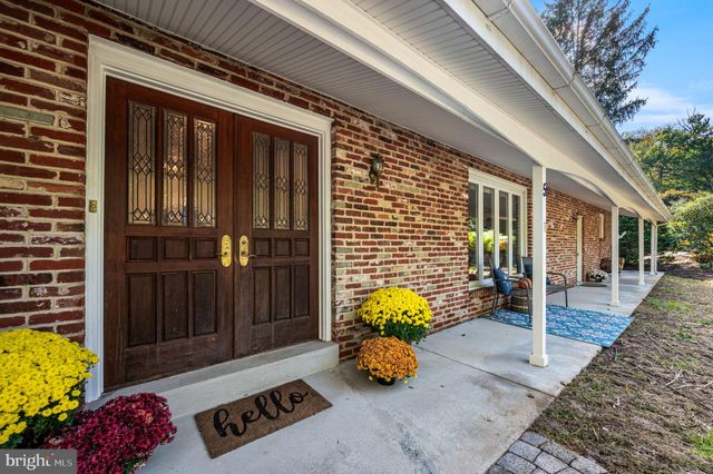 $790,000 | 5 Buttonwood Way, Rose Valley, PA 19063