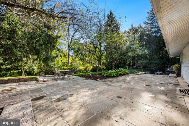 $790,000 | 5 Buttonwood Way, Rose Valley, PA 19063