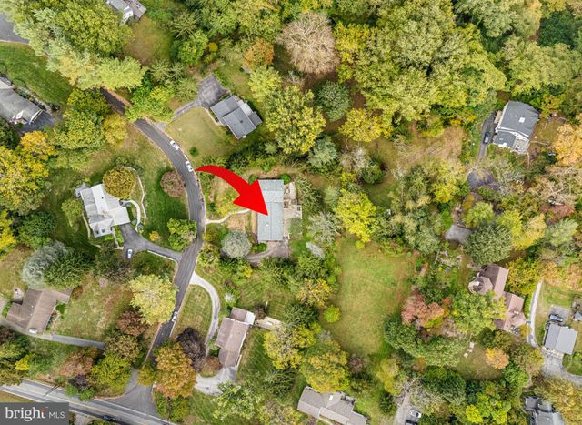 $790,000 | 5 Buttonwood Way, Rose Valley, PA 19063