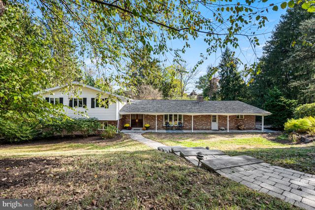 $790,000 | 5 Buttonwood Way, Rose Valley, PA 19063