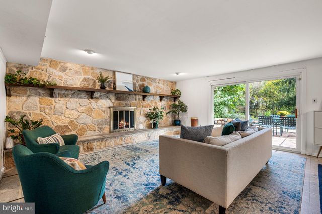 $790,000 | 5 Buttonwood Way, Rose Valley, PA 19063