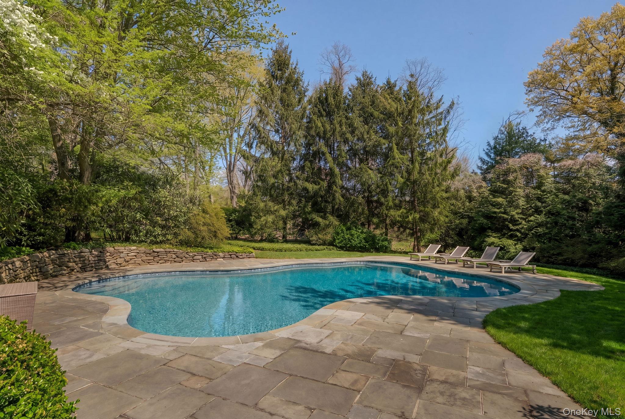 530 Chicken Valley Road Locust Valley, NY 11560 - Photo 43 of 45 In-ground heated pool