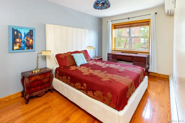 $482,500 | 53-10 90th Street, Unit 4A | Elmhurst