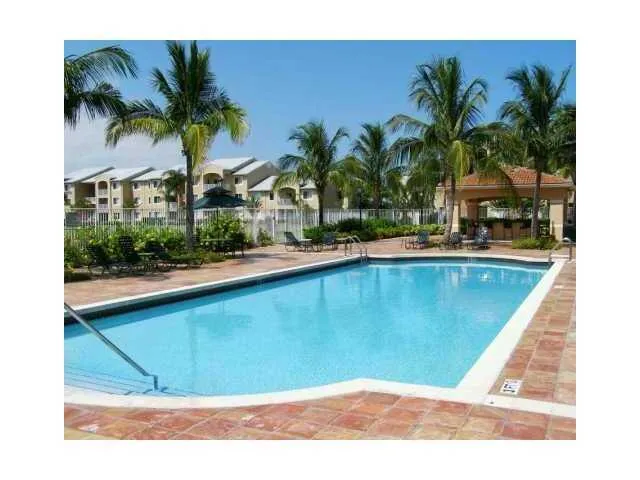 $1,600 | 1650 North 42ND Circle, Unit 206, Vero Beach, FL 32967