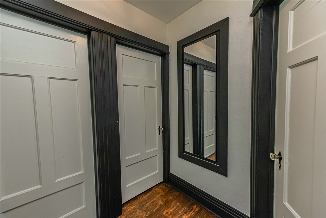 107 Parkside Avenue Rochester, NY 14609 - Photo 27 of 37
