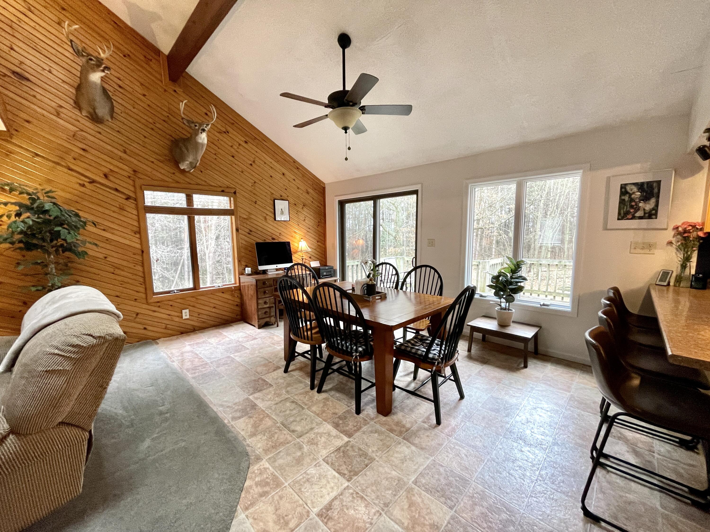 2784 Edgar Road Edmore, MI 48829 - Photo 6 of 20 Sopers-14