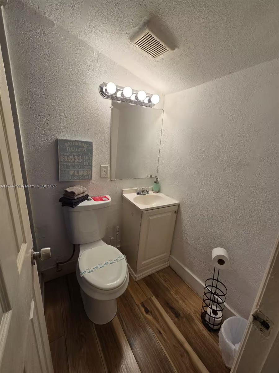 7638 North Miami Avenue, Unit 8 Miami, FL 33150 - Photo 5 of 5