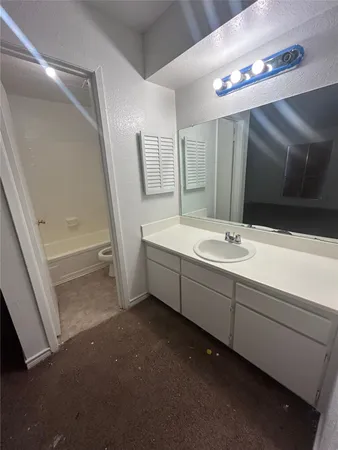 $800 | 5625 Antoine Drive, Unit 423, Houston, TX 77091