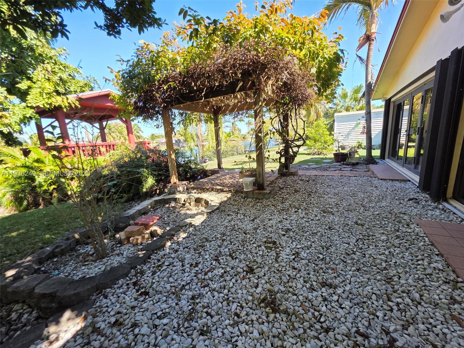 14545 Southwest 75th Street Miami, FL 33183 - Photo 5 of 47