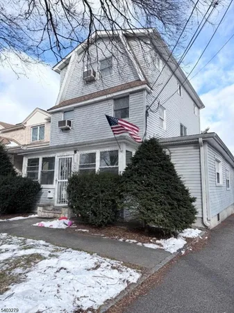 $3,150 | 263 Kipp Avenue, Hasbrouck Heights, NJ 07604