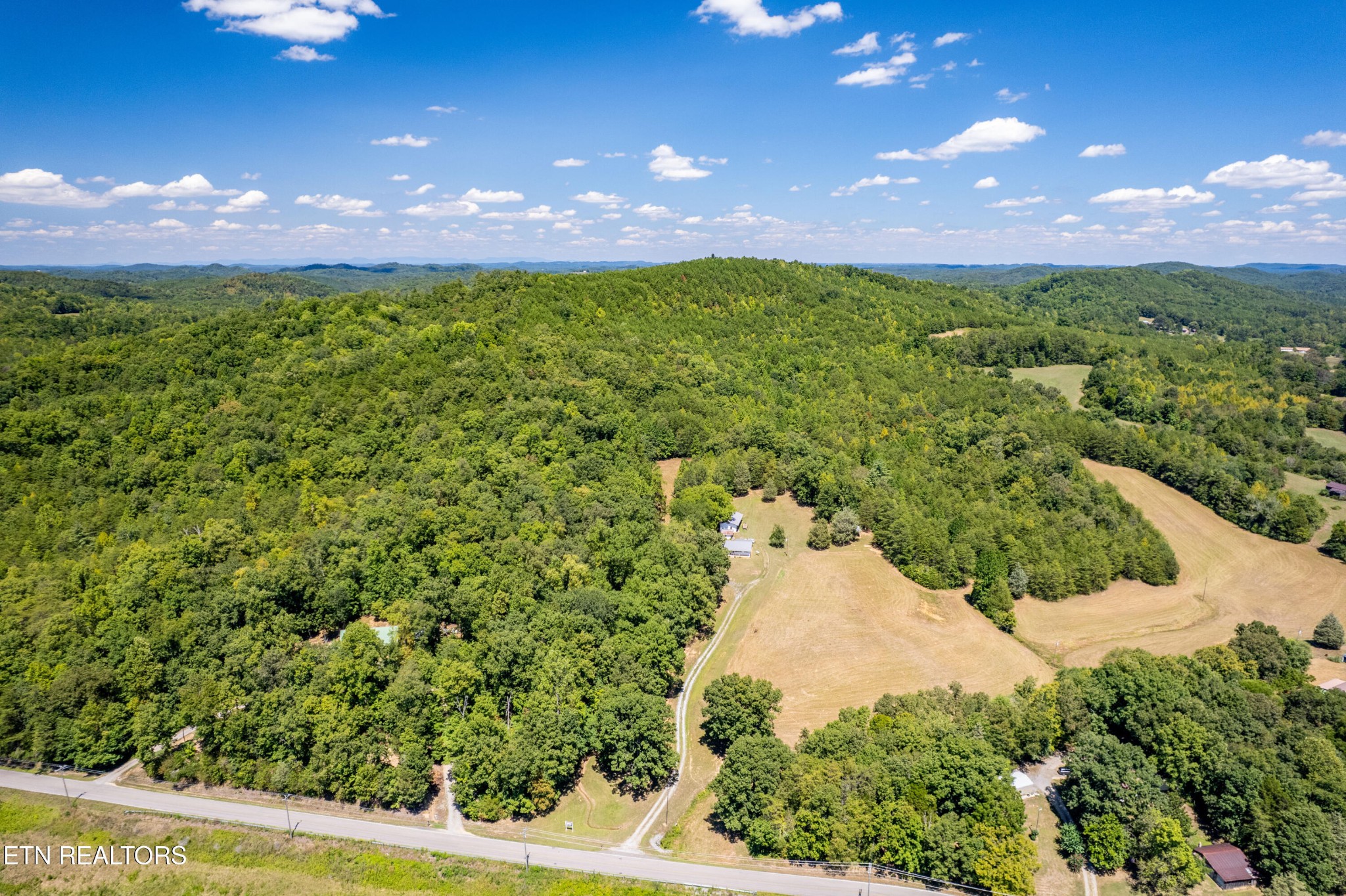 3865 Ballplay Road Tellico Plains, TN 37385 - Photo 30 of 46