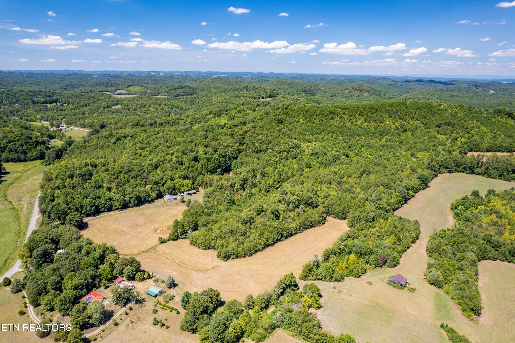 3865 Ballplay Road Tellico Plains, TN 37385 - Photo 33 of 46