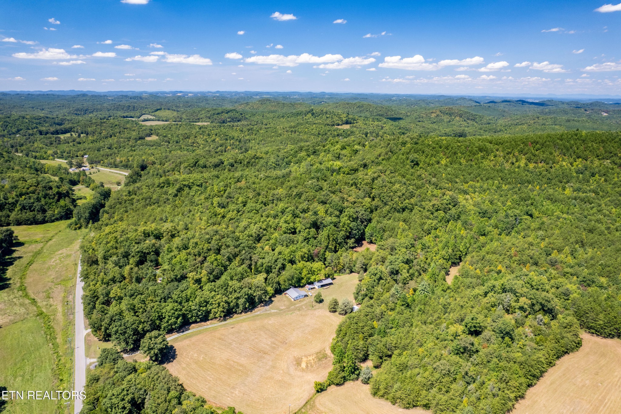 3865 Ballplay Road Tellico Plains, TN 37385 - Photo 34 of 46