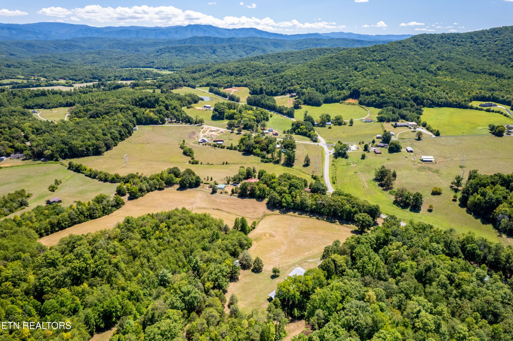 3865 Ballplay Road Tellico Plains, TN 37385 - Photo 41 of 46