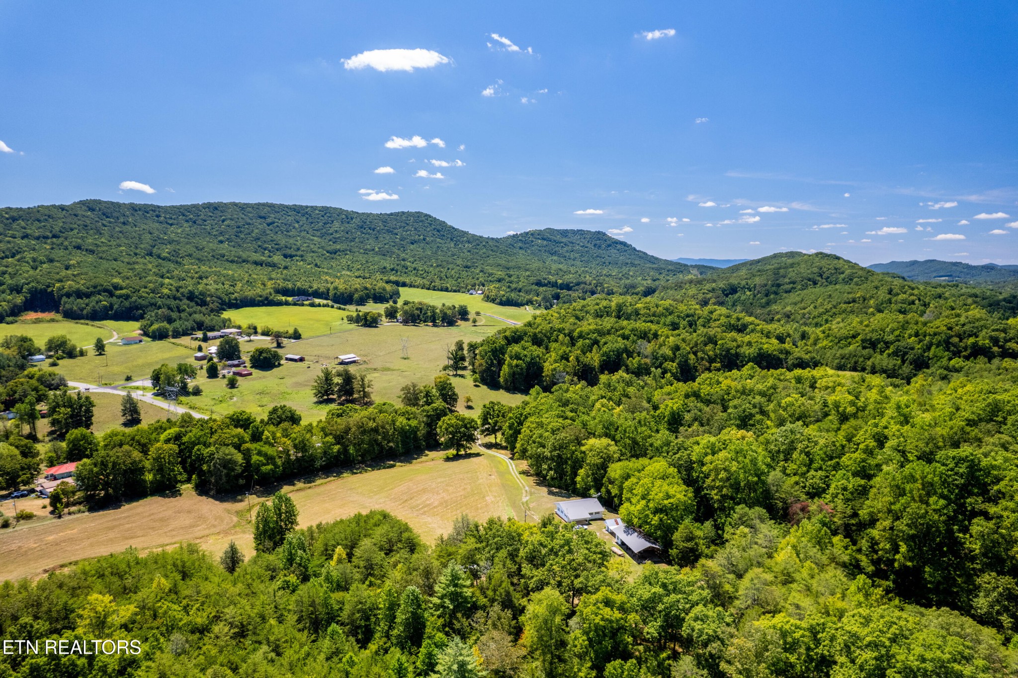 3865 Ballplay Road Tellico Plains, TN 37385 - Photo 45 of 46