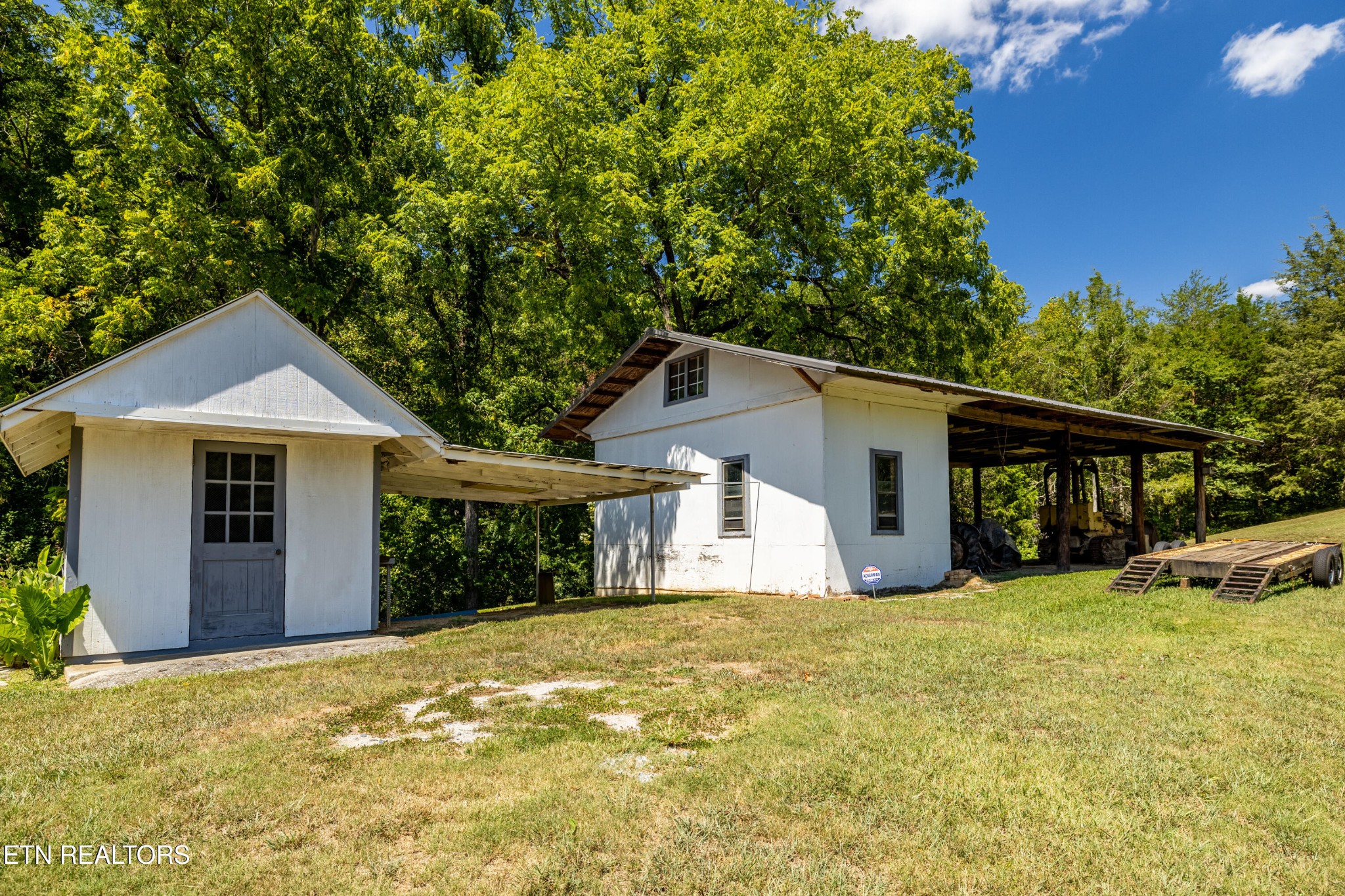 3865 Ballplay Road Tellico Plains, TN 37385 - Photo 8 of 46