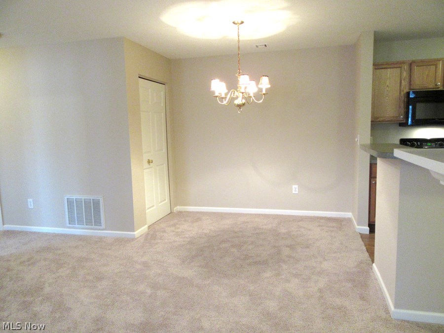 29798 Center Ridge Road Westlake, OH 44145 - Photo 7 of 19 Dining area