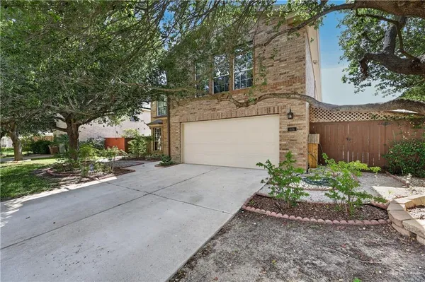 $349,900 | 606 Barton Drive, Edinburg, TX 78541