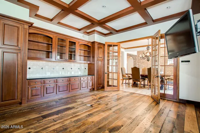 $15,000 | 6526 East Exeter Boulevard, Scottsdale, AZ 85251