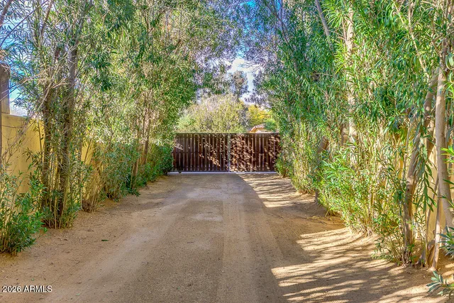 $15,000 | 6526 East Exeter Boulevard, Scottsdale, AZ 85251