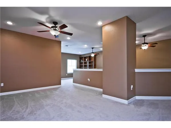 $2,295 | 9122 Balcones Club Drive, Unit 6, Austin, TX 78750
