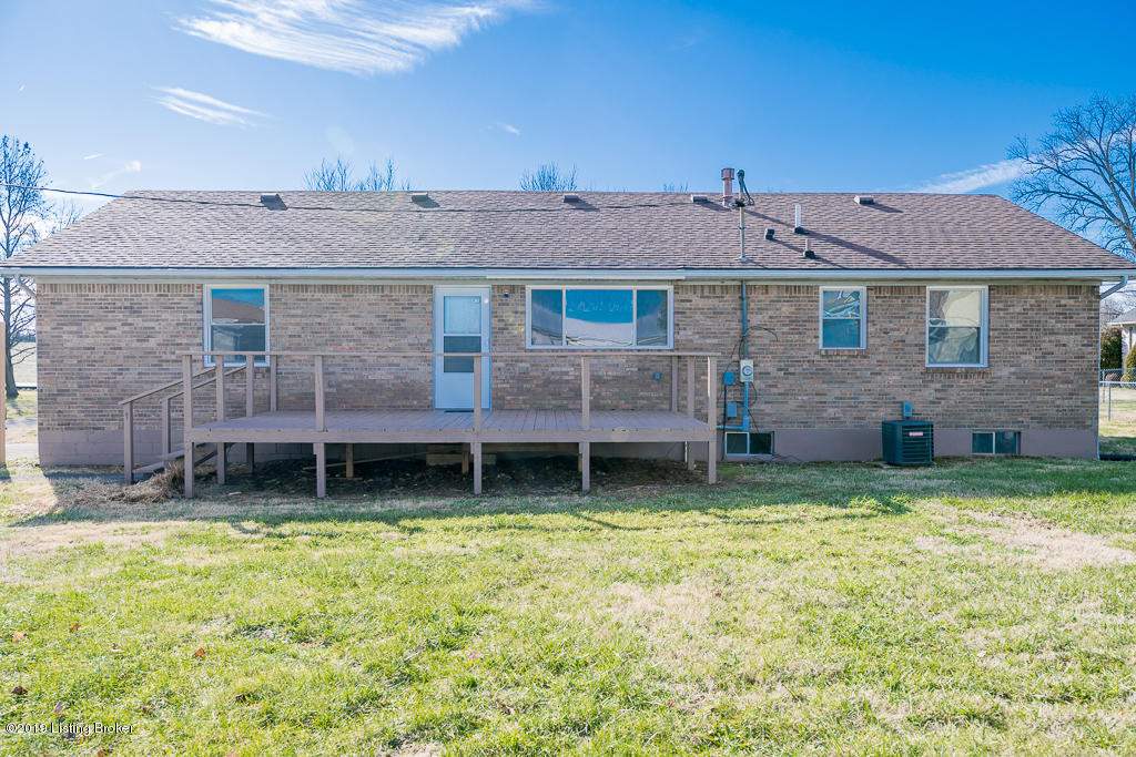 2634 Zoneton Road Shepherdsville, KY 40165 - Photo 38 of 39 Deck