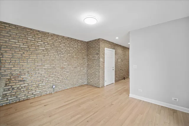 $250,000 | 6311 North Albany Avenue, Unit 3A, Chicago, IL 60659