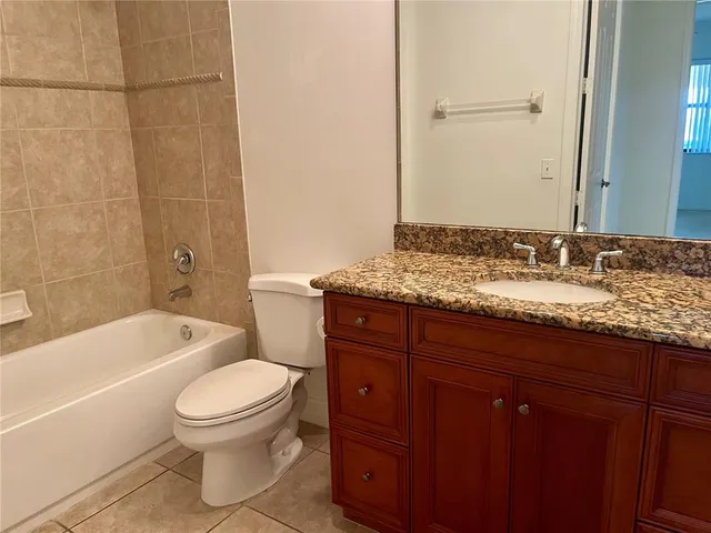 $1,950 | 1340 Rock Dove Court, Unit 144, Punta Gorda, FL 33950