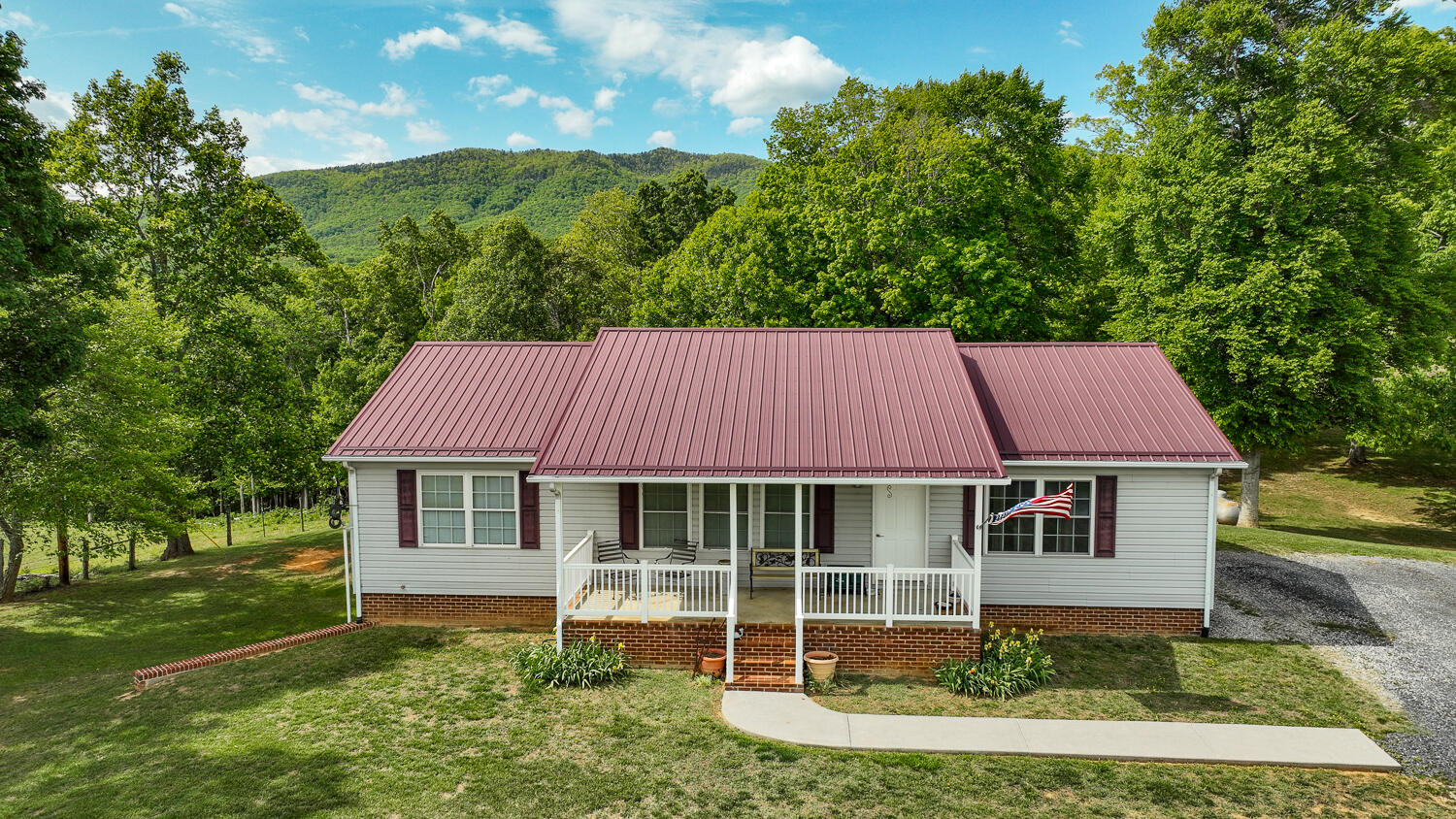 11790 Narrow Passage Road Eagle Rock, VA 24085 - Photo 12 of 54 DJI_0443