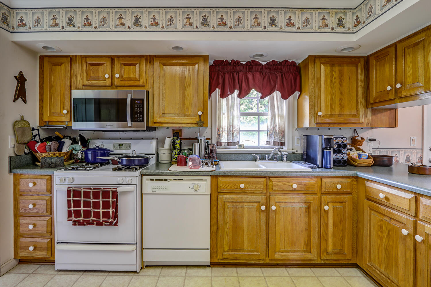 11790 Narrow Passage Road Eagle Rock, VA 24085 - Photo 23 of 54 IMG_0066_67_68_69_70