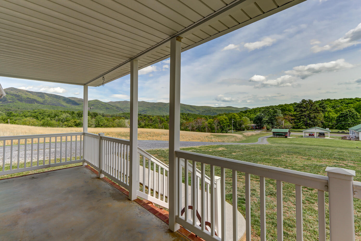 11790 Narrow Passage Road Eagle Rock, VA 24085 - Photo 36 of 54 IMG_0161_2_3_4_5