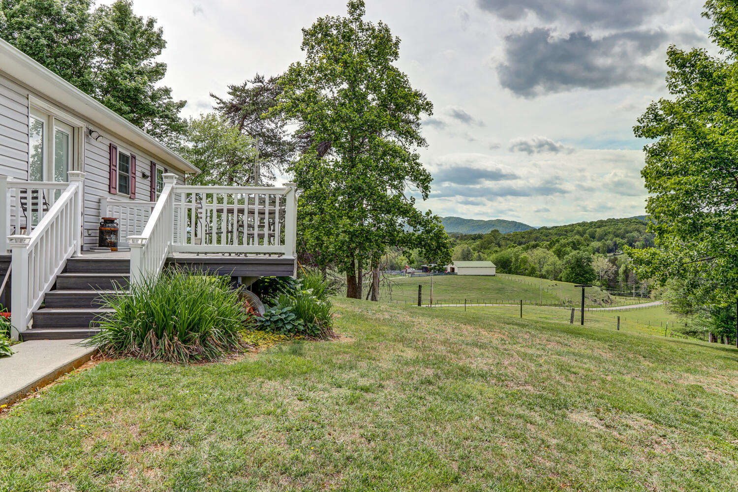 11790 Narrow Passage Road Eagle Rock, VA 24085 - Photo 54 of 54 IMG_0276_77_78_79_80