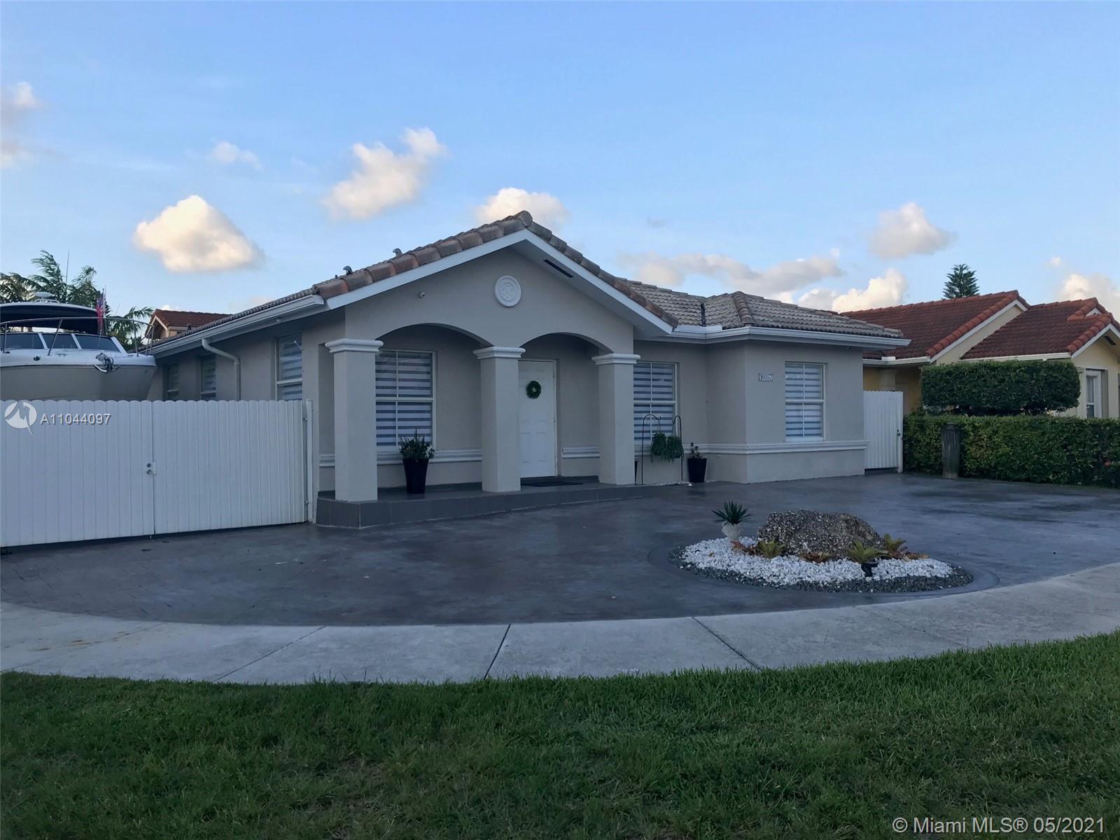 16057 Southwest 68th Street Miami, FL 33193 - Photo 2 of 34