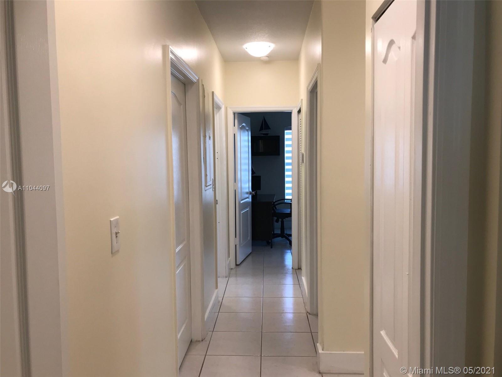 16057 Southwest 68th Street Miami, FL 33193 - Photo 13 of 34