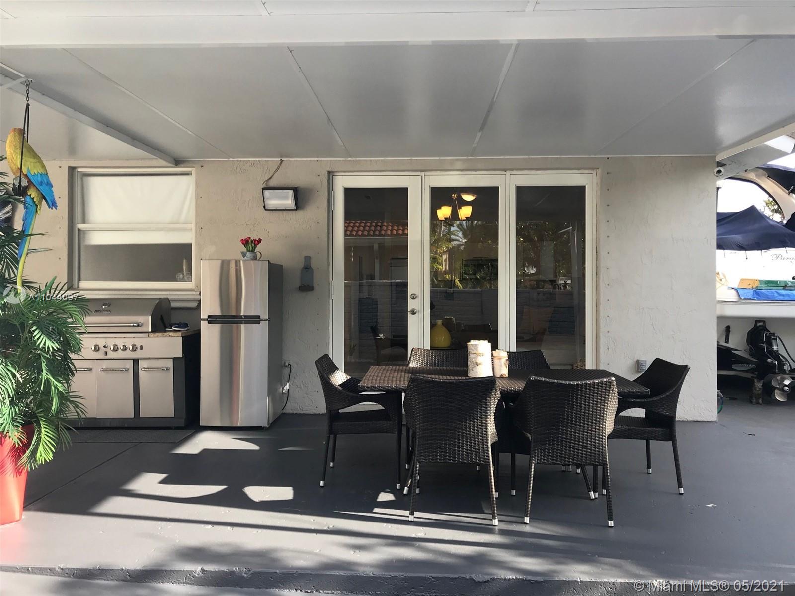 16057 Southwest 68th Street Miami, FL 33193 - Photo 23 of 34