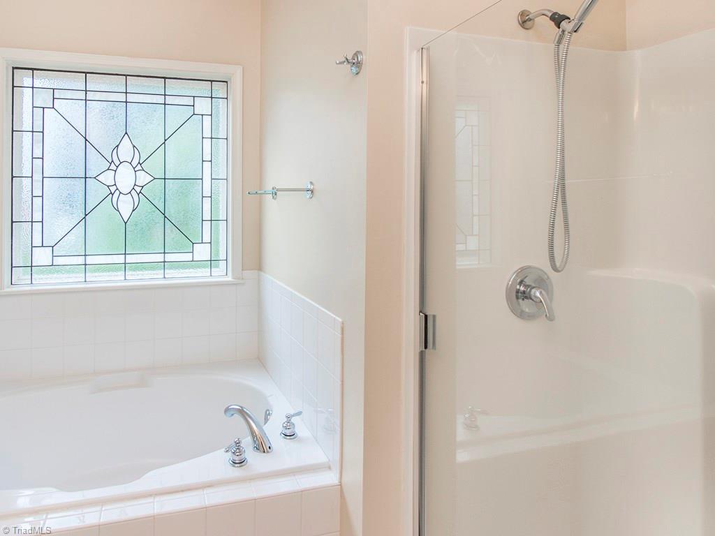 5303 Nantucket Road Greensboro, NC 27455 - Photo 21 of 26 Gallery Image 21