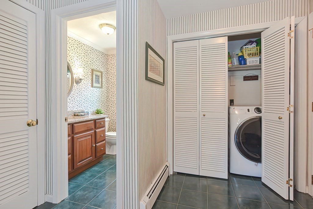 18 Oriole Road Medfield, MA 02052 - Photo 18 of 42 Gallery Image 18