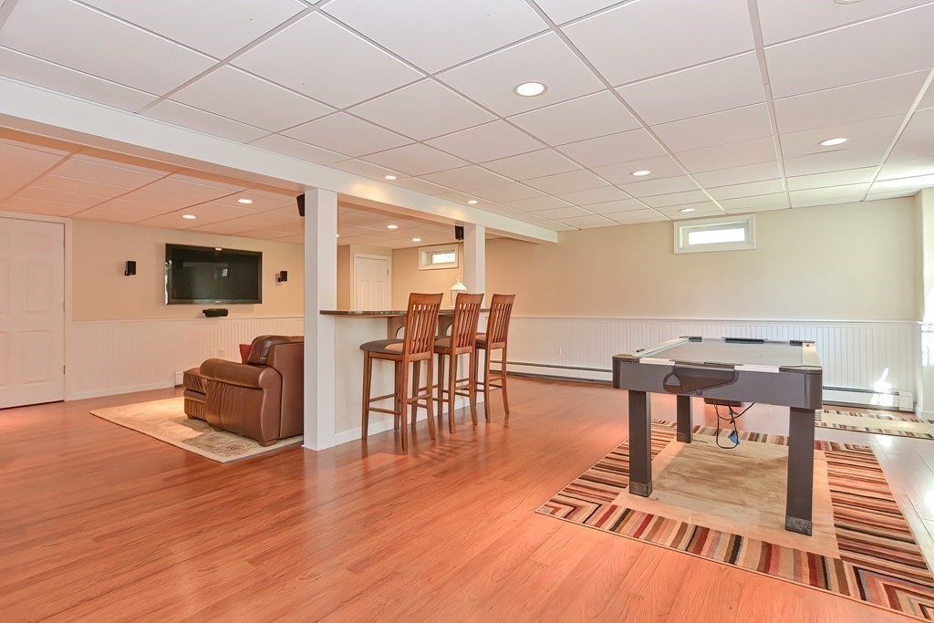 18 Oriole Road Medfield, MA 02052 - Photo 38 of 42 Gallery Image 38