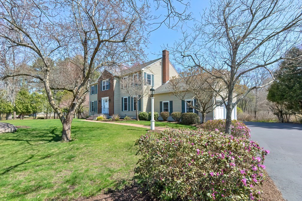 18 Oriole Road Medfield, MA 02052 - Photo 42 of 42 Gallery Image 42