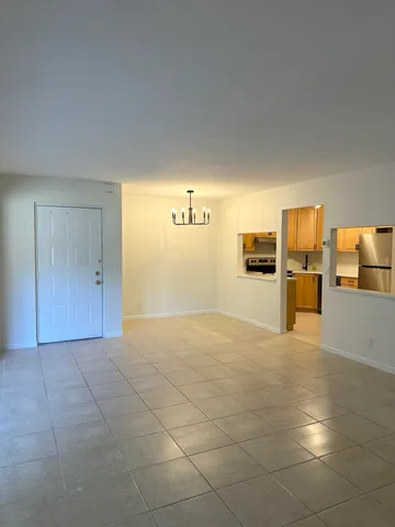 $1,900 | 4779 Sable Pine Circle, Unit B2, West Palm Beach, FL 33417