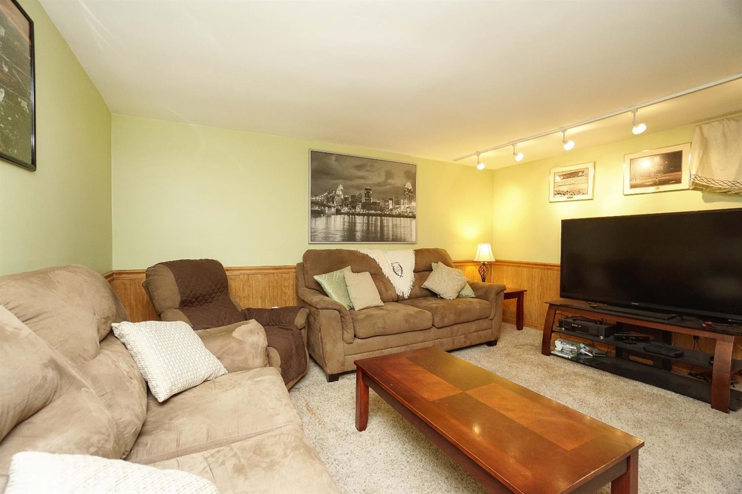 5656 Haubner Road Cincinnati, OH 45247 - Photo 26 of 37