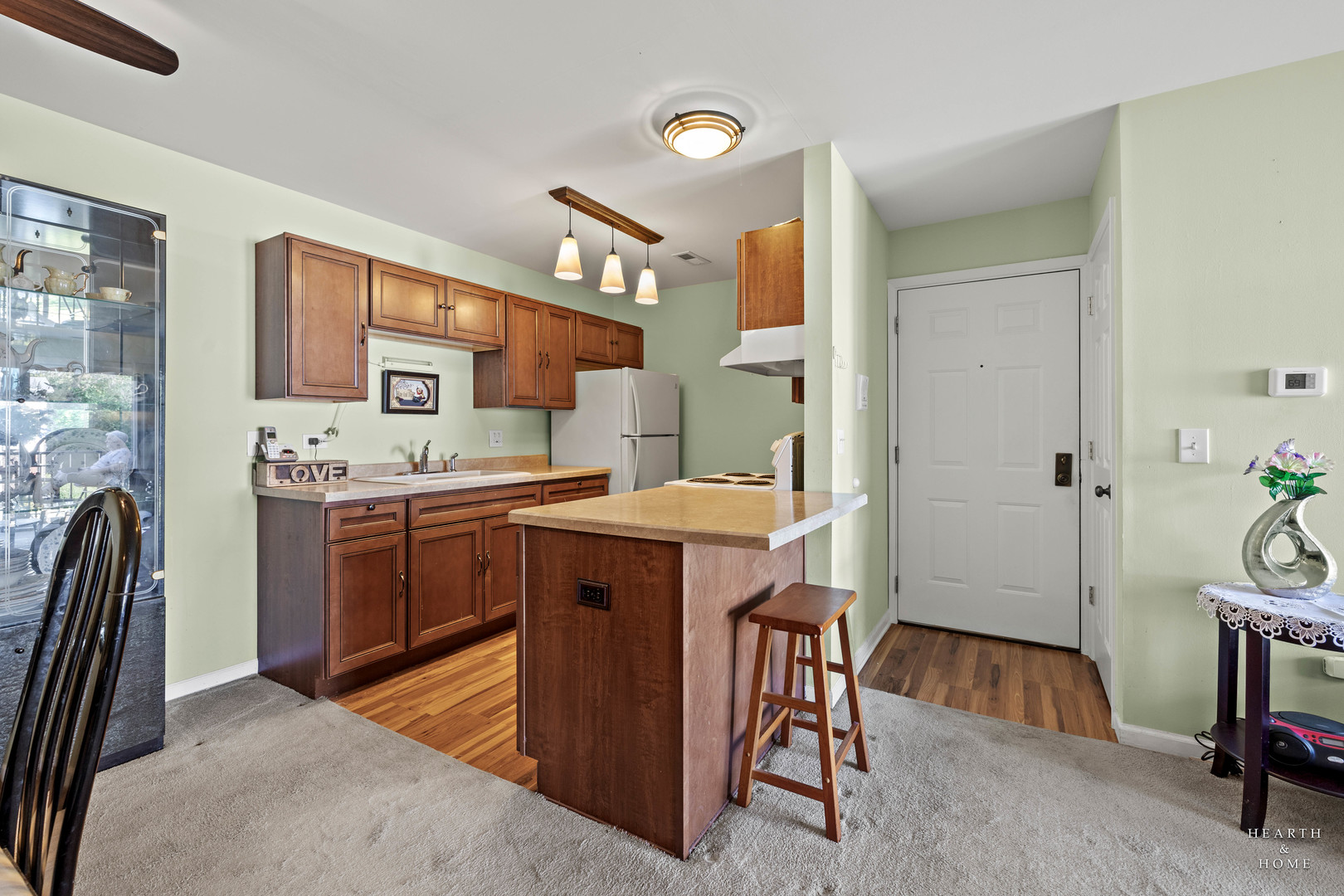 923 Golf Course Road, Unit 7 Crystal Lake, IL 60014 - Photo 8 of 16