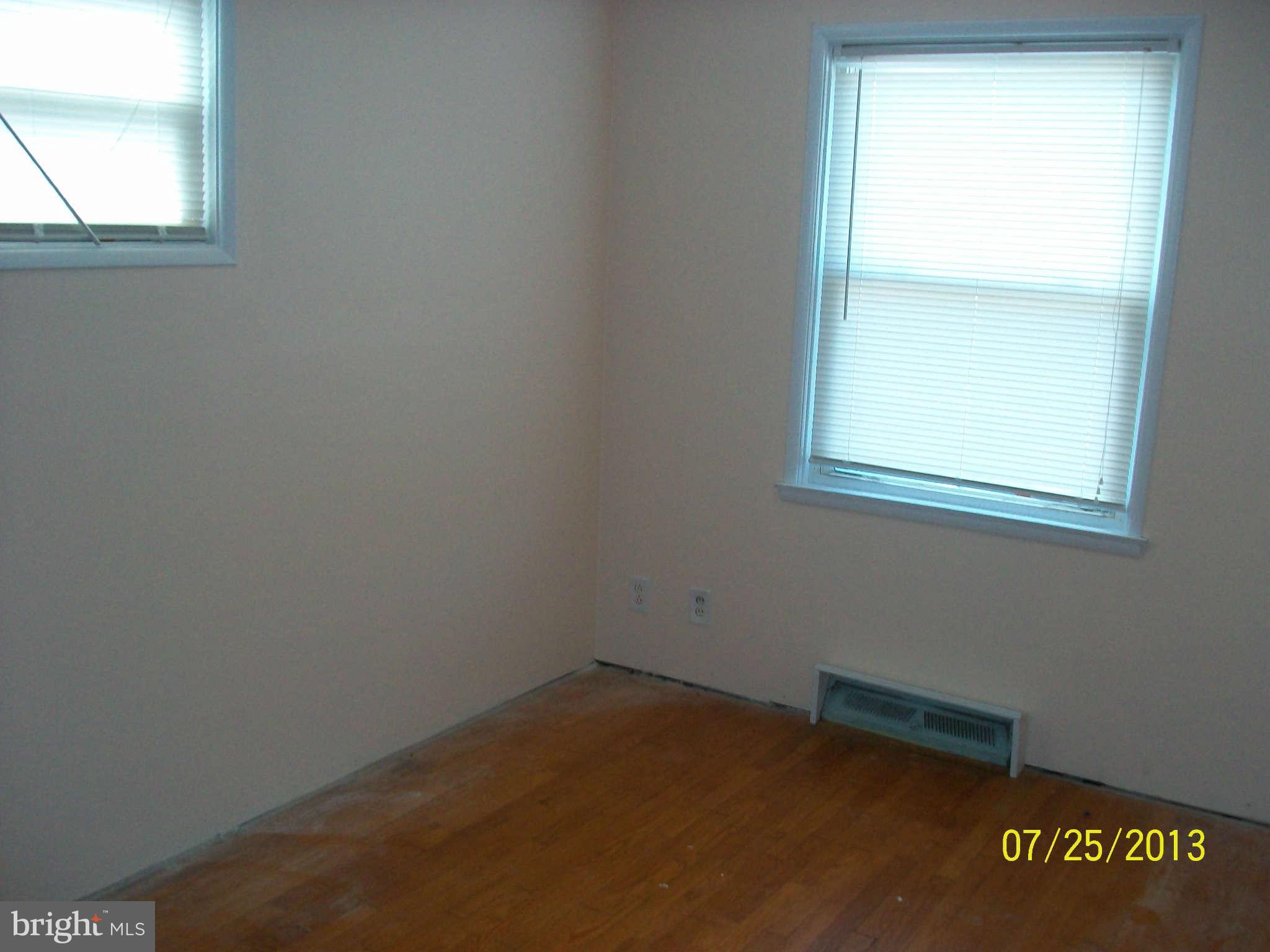 5481 Bucknell Road Baltimore, MD 21206 - Photo 5 of 9 Bedroom
