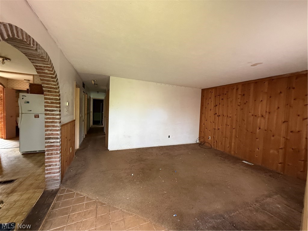 7004 Roe Boulevard Madison, OH 44057 - Photo 2 of 13